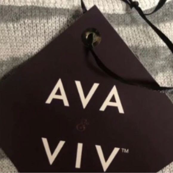 Ava & Viv Pullover Sweater Crewneck Zebra Print Gray Plus Size 4X - Picture 3 of 4